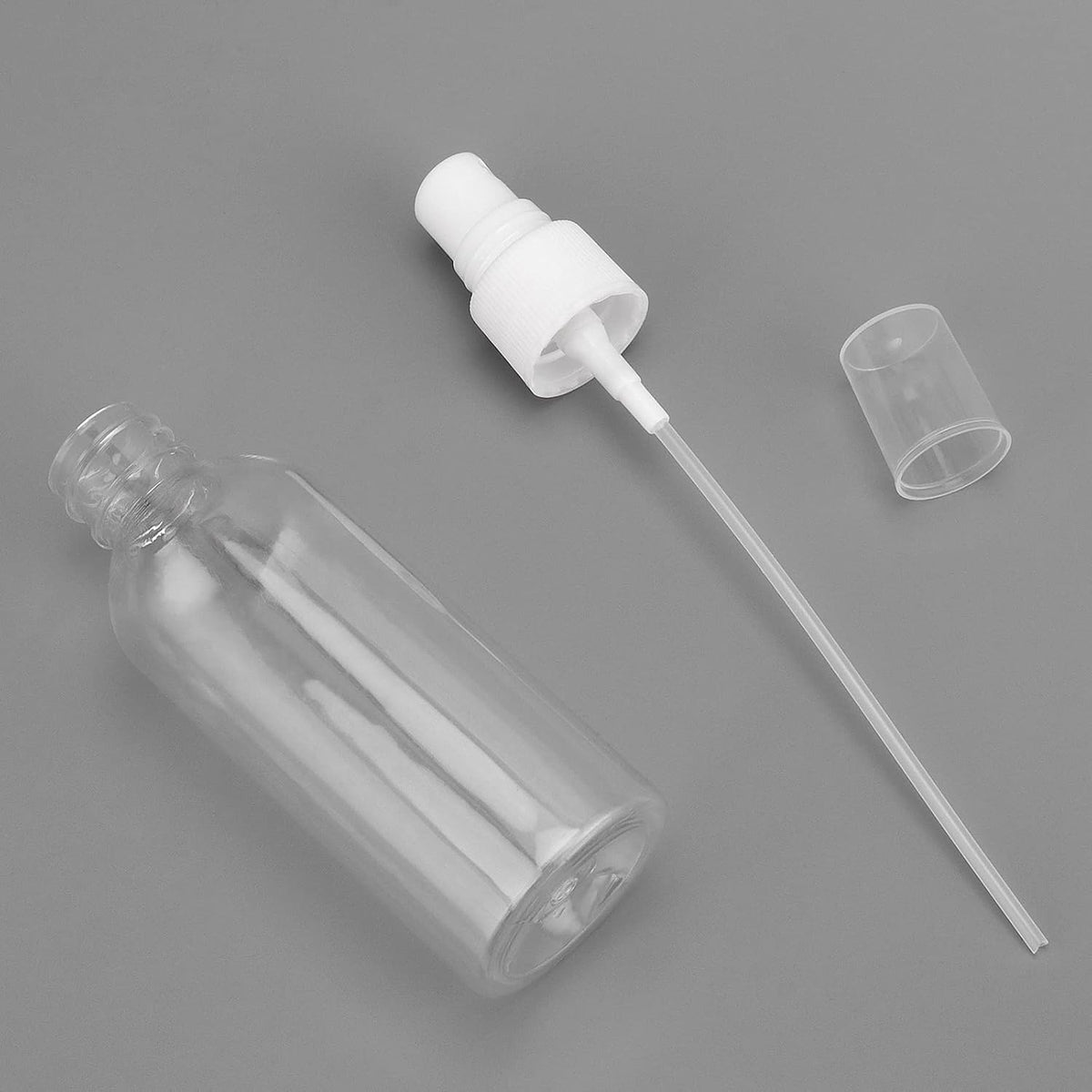 SEUNMUK 40 Pack 2.7oz/80ml Spray Bottles with Pump Spray Cap, Clear Fine Mist Empty Plastic Spray Bottles, Travel Size Refillable Bottles for Toner, Essence, Hair Spray