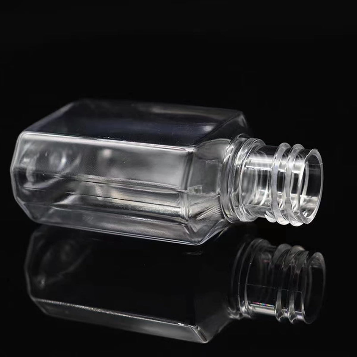 50 Pack 1 oz/30ml Empty Mini Clear Plastic Spray Bottles With Lid Fine Mist Travel Size Bottle Refillable Liquid Containers for Cosmetics,Perfumes，Sample，Eyeglass Cleaner,30pwbj